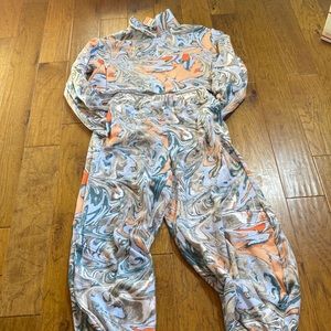Free Movement sweatshirt & pants set